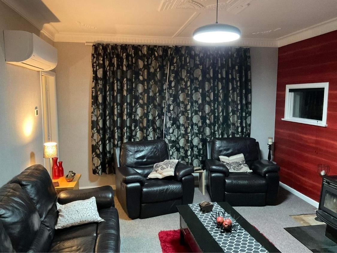 شقة Bungalow On Centre إنفيركارجِِيل المظهر الخارجي الصورة